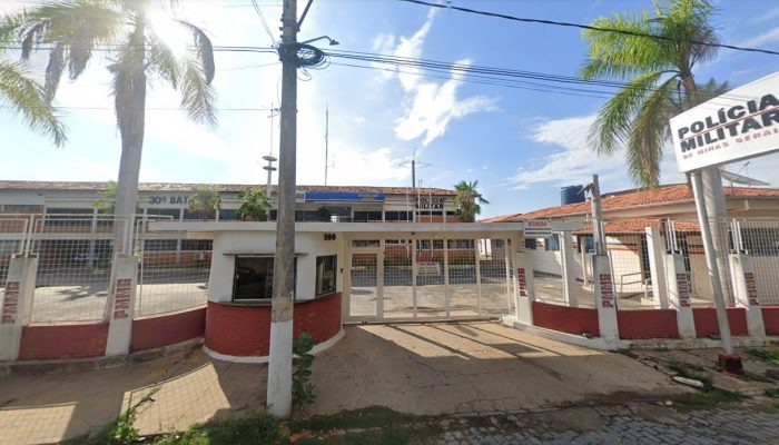 tráfico de drogas após fugir pulando muros de diversas casas e ser capturado em