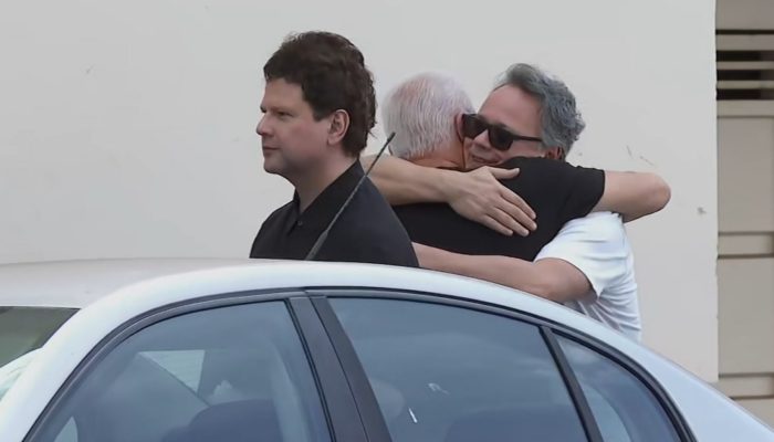mais de uma década com Alzheimer. O ator também destacou a decisão do pai de dei