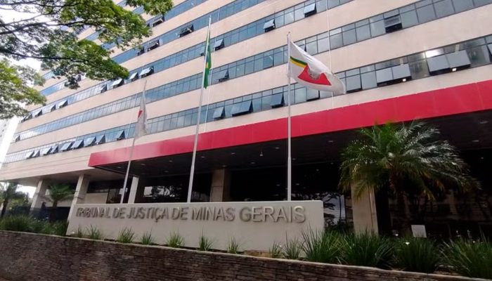 Juíza multa advogada por citar jurisprudências falsas e alerta sobre uso de IA no Judiciário