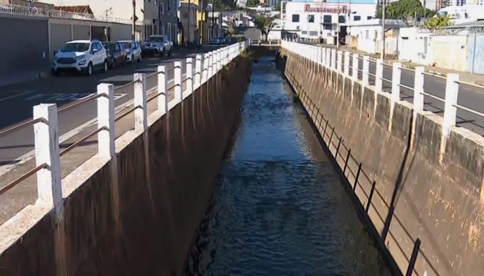 Passos em alerta: estudo revela seis áreas de alto risco para inundações e deslizamentos