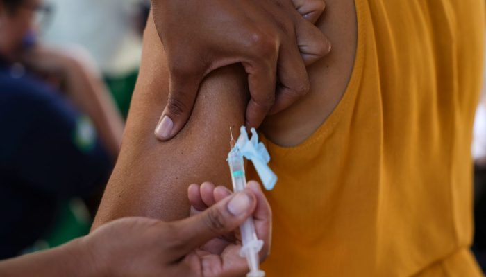 São Paulo intensifica alerta por vacinação após 13 casos de sarampo