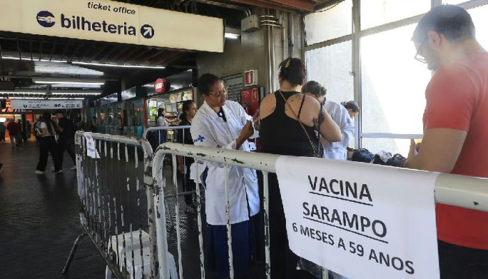 Ministério da Saúde intensifica vacinação contra o sarampo após novos casos em São Paulo
