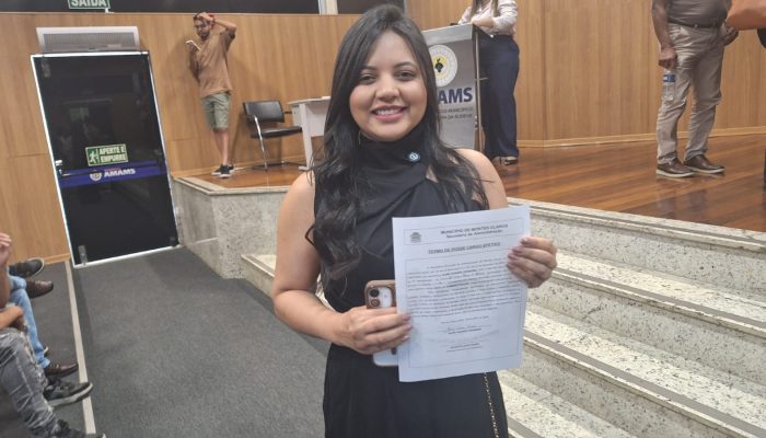 Montes Claros empossa 47 novos servidores aprovados em concurso para reforçar serviços municipais
