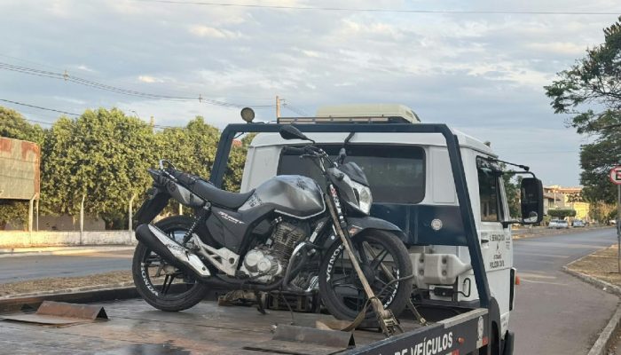 Motociclista é detido em Pirapora após perseguição por direção perigosa e infrações de trânsito