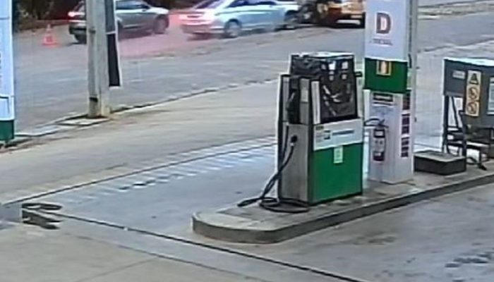 Motorista embriagado provoca acidente grave em blitz de Muriaé e arremessa motociclista sobre viatura
