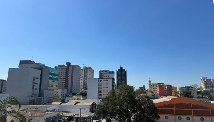 Onda de calor e tempo seco predominam em Divinópolis e no Centro-oeste mineiro