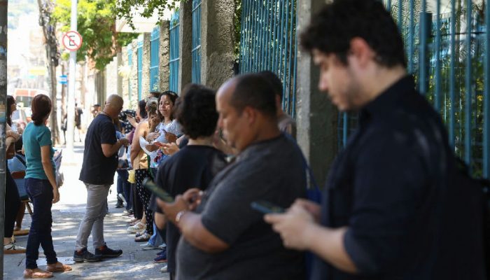 Prova Nacional Docente 2026: Exame para professores mobiliza o país neste domingo