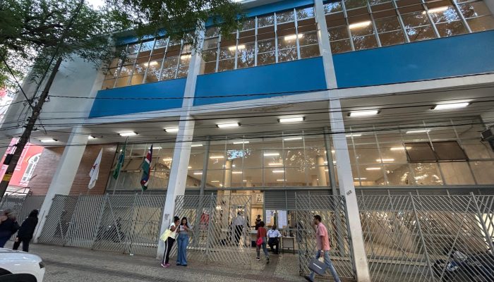 Suspeito de homicídio é detido ao comparecer para audiência no Fórum de Juiz de Fora