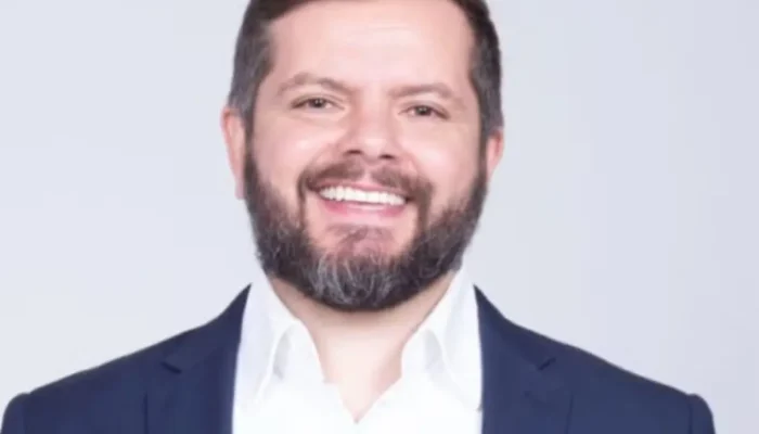 Vice-prefeito de Itaúna mantém salário de R$ 11 mil sem exercer atividades presenciais